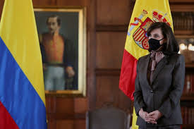 # vimeo.com/21374954 uploaded 10 years ago 7 views 0 likes 0 comments. Canciller De Colombia Renuncia A Su Cargo