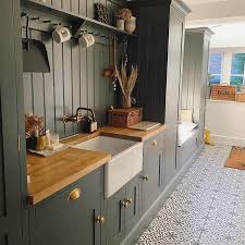 We would like to show you a description here but the site won't allow us. 14 Inspiring Utility Room Ideas Love Renovate