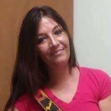 Denise Mayen's Instagram, Twitter & Facebook