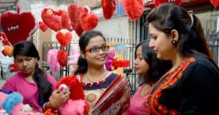 This february 14th, find valentine gifts for your husband to rev up the romance. Valentine S Day Shiv Sena Threatens Couples In Up Bajrang Dal Warns Restaurants In Hyderabad