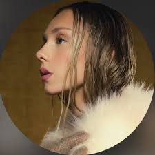 Ester Expósito (@ester_expositors) • Instagram photos and videos