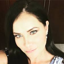 Arleth Terán arremete contra Anabel Hernández y su libro | Univision  Famosos | Univision