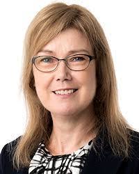 Taryn Larkin's Instagram, Twitter & Facebook