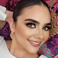 Divina 🥰 @meligonzalezp98 Makeup by Carla