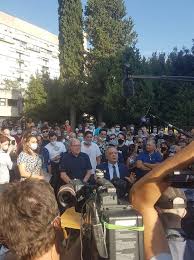 Se n'è andata a soli 57 anni a causa di una malattia isabella de bernardi, la ragazza che in un sacco bello interpretava fiorenza, la ragazza hippy fidanzata di carlo verdone. Carlo Verdone Targa Al Palo Della Morte 40 Anni Dopo Un Sacco Bello