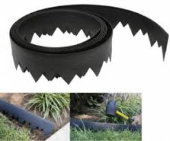 Easyflex landscape edging project kit contains 40' of landscape edging, 12 anchoring spikes and 2 connectors. No Dig Landscape Edging The Best Diy And Store Bought Edging For Your Garden