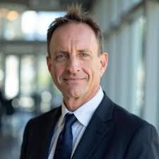 Beside getting self-employed I also started with a MBA for International  Business. In my second lecture and hoping to be for the next one at the  university.