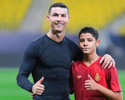 Hình ảnh về Cristiano Ronaldo and his son