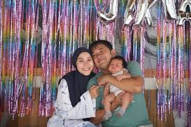 Check spelling or type a new query. Kelakuan Jahil Hanung Bramantyo Bikin Ngakak Suami Zaskia Adya Mecca Tega Memasukkan Anak Bungsunya Ke Dalam Lemari Pakaian Gegara Hal Sepele Ini
