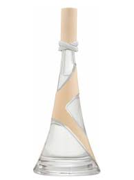 Base notes are patchouli, vanilla, musk, woody notes and amber. Nude Rihanna Perfume A Fragrance For Women 2012