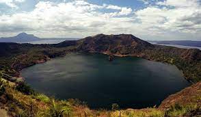 Auf den philippinen ist der vulkan taal ausgebrochen. Der Taal Vulkan In Tagaytay Auf Den Philippinen