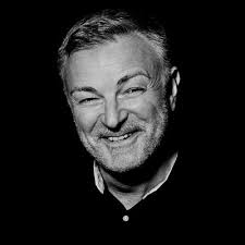 I am delighted to share that I've achieved my Bachelors of Business passed  with Distinction, massive thanks to DPD Ireland for supporting me to  achieve this award 💪💪