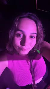 How old are we ranging from? I think I'm the youngest in this group.. I'll  start with my age! 22 years old from Texas. Comment your age and what state  your from.