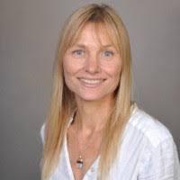 Angela Bardell's Instagram, Twitter & Facebook