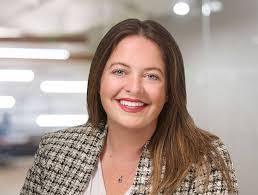 Leanne Cooley's Instagram, Twitter & Facebook