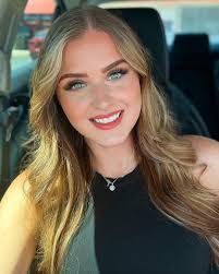 Madison Brooke's Instagram, Twitter & Facebook