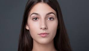 Writer & Director Cesca Echlin On Looking For Giants