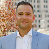 Dinorah Reyes, Loan Officer