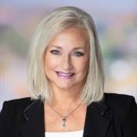 Sandy Berg's Instagram, Twitter & Facebook