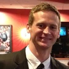 Tom Botsford's Instagram, Twitter & Facebook