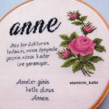 Anneler Gunu Icin Etamin Kanavice Pano 14 Kanavice Anneler Gunu Fikirleri Anneler Gunu
