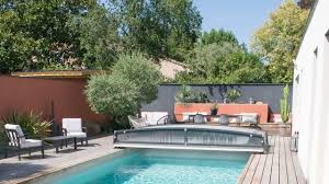 L'ensemble de nos lames de terrasse et de nos lames de clôture pour le jardin se posent à l'aide d'accessoires. Idees Jardin Et Terrasse Conseils Pour Amenager L Exterieur Cote Maison