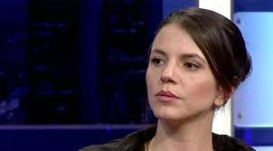 20 ağustos 1984, ankara), türk oyuncudur. Ho6y3mdcbnbr4m