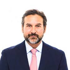 100 B2B Thought Leaders and Influencers to Follow in 2020