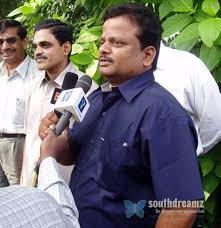 Anand passed away tamil movie goers would not have forgotten the films such as ayan, aneghan, kavan etc. Kv Anand Confusion Cleared