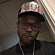 Howard Mapp's Instagram, Twitter & Facebook