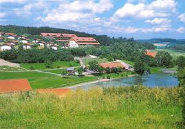 Finden sie ihr passendes haus zum thema: Rhon Residence Bungalow Mit Seeblick In Dipperz Hessen