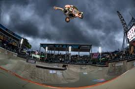 Brasileiro é vice e espanhol e britânica conquistam títulos do Park no Mundial de Skate