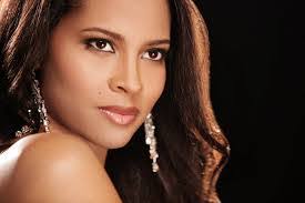 Tracy Jameson's Instagram, Twitter & Facebook