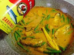 Bahan resepi roti sardin ketagih: Kuali Mama Ikan Sardin Masak Lemak Cili Padi Ni Facebook