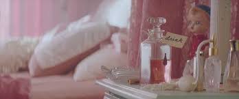 Image Result For Melanie Martinez Perfume Melanie Martinez Crazy Friends Melanie