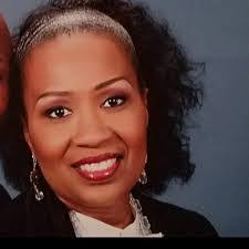 Janice Mull's Instagram, Twitter & Facebook