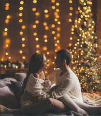 Happy to say that i am available for christmas outdoor photo sessions and have several available slots in december. Christmas Couple Photoshoot Ideas Relationship Goals Bunnies Beauty Photoshoot All The Stuff I Care About