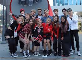 Z Stars Busking At Sinchon In South Korea Z Boys Korean Idol Pop Star