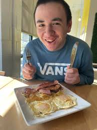 Folden's Brunch with Sweaburg Lions