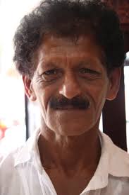 Citizenship can also be obtained by birth if at least one of the parents is a sri citizenship can be obtained through marriage by the spouse or the widow/widower of a citizen of sri lanka by descent or registration. Fotos Von Menschen In Sri Lanka Reisetipps Fur Sri Lanka