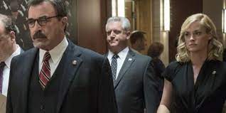 Blue Bloods Star Abigail Hawk Absolutely Adores Working With Awesome Human Being Tom Selleck Exclusive Blue Bloods Tom Selleck Steve Schirripa