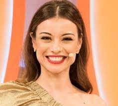 Posted on october 28, 2020 by admin. Das Manhas Da Comercial Para A Tv Conheca Vera Fernandes A Nova Estrela Da Rtp Nacional Flash