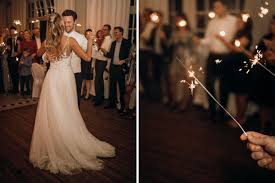 In krefeld befinden sich tierheim und tierschutz unter einem dach und arbeiten täglich hand in hand. Kirchliche Herbst Hochzeit In Krefeld Oetker Saal Karina Sowa