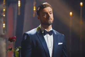 Перевод слова bachelor, американское и британское произношение, транскрипция, словосочетания, однокоренные слова, примеры использования. Der Bachelor Jetzt Aussert Sich Niko Grieserts Bruder Zum Rosen Drama Gala De