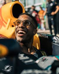 Football meets F1 🏎 Byron Jones and Andrew Van Ginkel had the opportunity  to welcome Oracle Red Bull Racing to the 305 and Hard Rock Stadium ahead of  F1 Miami Grand Prix!