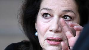 Hannelore elsner und ihr sohn dominik foto: Hannelore Elsner 76 Sohn Dominik Es Gab Noch Einen Mann Im Leben Meiner Mutter Bunte De