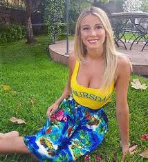 2 poz paylasti begeni yagmuru aldi instagram fotograf yagmur. Italy Journalist Birthdays Italy Journalist Age