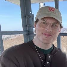 Isaac Carlo (@IsaacCarlo2)