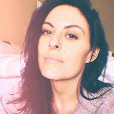 Heather Landis's Instagram, Twitter & Facebook