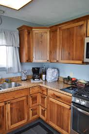 Cabinet Brand Haas Signature Collection Wood Species Rustic Hickory Cabinet Finish Pecan Door S Hickory Kitchen Cabinets Hickory Cabinets Hickory Kitchen